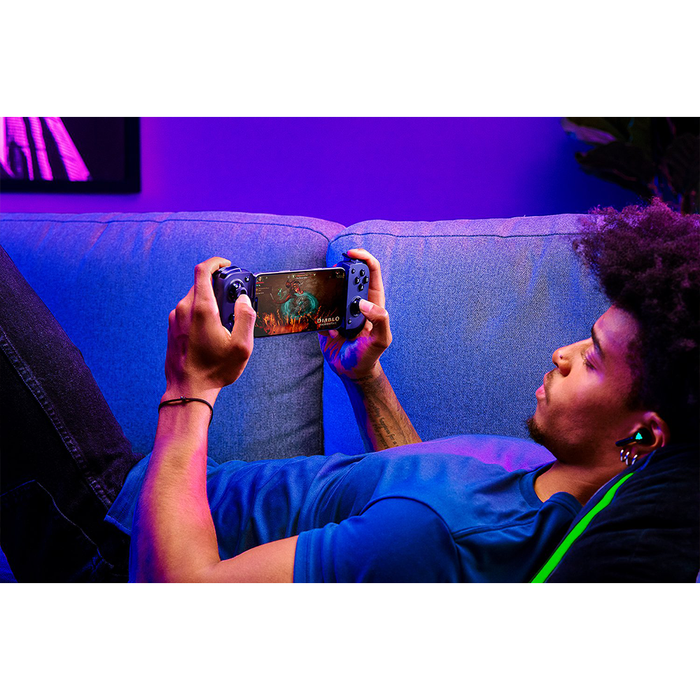 Razer Kishi V3 USB-C Gaming Controller (Android/iPhone) [06-03550100-R3M1]