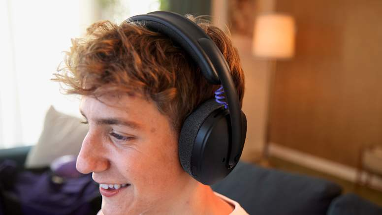 Logitech G325 LightSpeed Wireless Gaming Headset