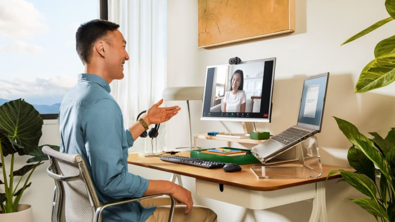 Logitech Brio 100 Webcam