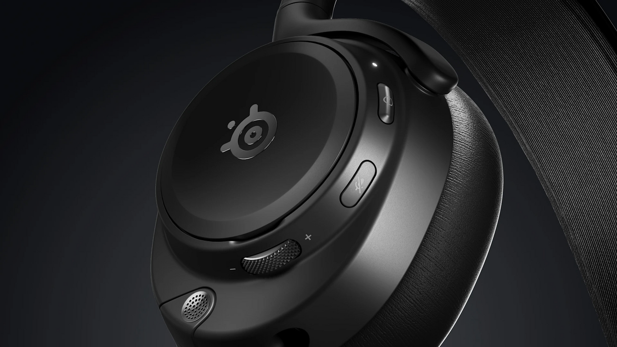 SteelSeries Wireless Arctis Nova Pro Omni Gaming Headset