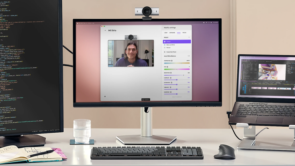 Logitech MX Brio 4K Ultra HD Webcam - Graphite