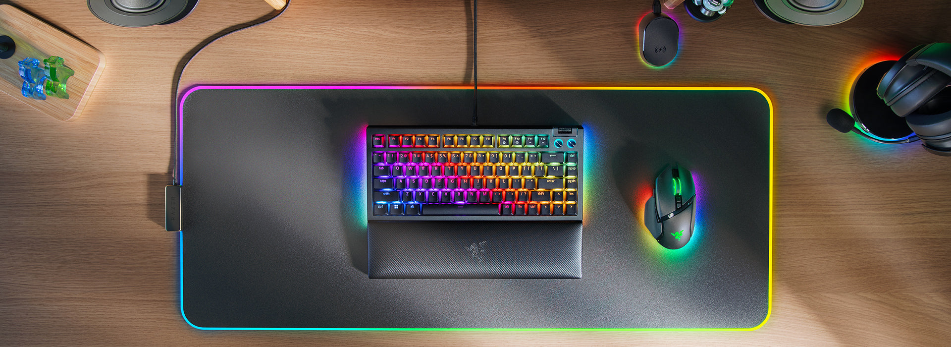 Razer BlackWidow V4 75% Hot-Swappable Mechanical Gaming Keyboard [RZ03-05001700-R3M1] - White